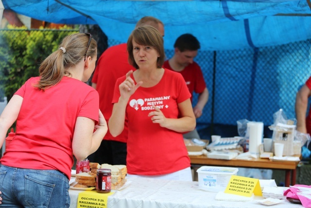 Piknik rodzinny w bielskiej parafii NSPJ 2016