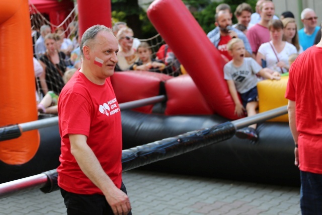 Piknik rodzinny w bielskiej parafii NSPJ 2016