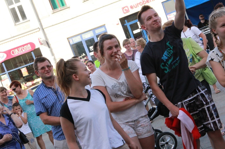 Koncert na sądeckim rynku