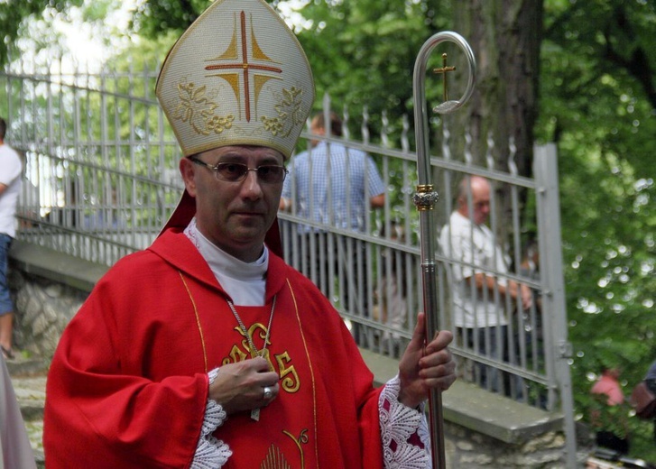 Prymas Polski na pielgrzymce mężczyzn i młodzieńców