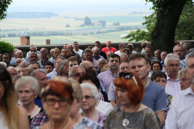 Prymas Polski na pielgrzymce mężczyzn i młodzieńców