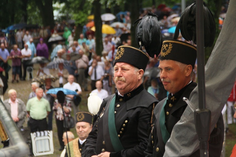 Prymas Polski na pielgrzymce mężczyzn i młodzieńców