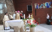 Abp Skworc błogosławi wizerunek Niepokalanej Jutrzenki Wolności w Katowicach