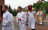 Abp Skworc błogosławi wizerunek Niepokalanej Jutrzenki Wolności w Katowicach