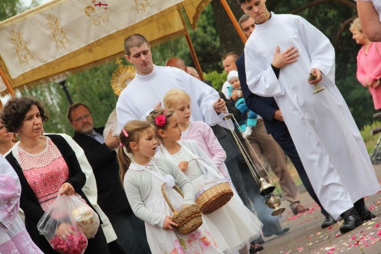 III Festyn Parafialny na Szmaragdowym Wzgórzu 