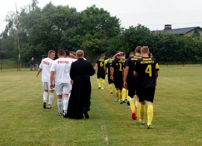 Mecz charytatywny w Rusinowicach