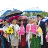 Nie zapominają też o wsparciu duchownym. Niedawno pielgrzymowały do Ludźmierza, trzymając w ręku Różową Kartkę Życia.