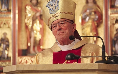 ▲	Biskup Werno z pogodą ducha świętował swój 60. jubileusz.