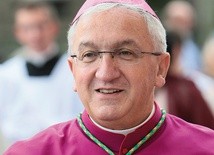 Abp Celestino Migliore od 2002 r. był Stałym Obserwatorem Stolicy Apostolskiej przy ONZ, a od 2010 r. kierował nuncjaturą apostolską w Warszawie. Niedawno otrzymał nominację na nuncjusza w Moskwie.