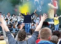 W ramach krakowskiego Mercy Festivalu uwielbienie poprowadzi zespół niemaGOtu.