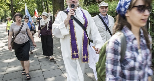 Ave Maria. Z Milanówka do Gietrzwałdu