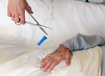Brytyjscy lekarze nadal sprzeciwiają się eutanazji
