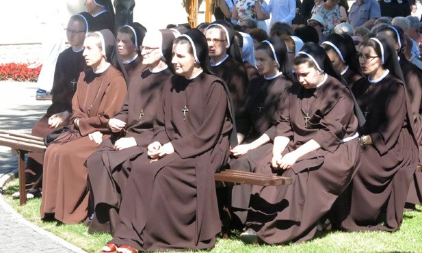 Hałcnów: czuwanie modlitewne