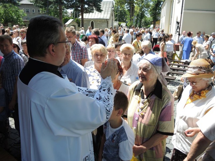 Hałcnów: Msza św.