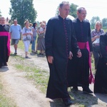 Odsłonięcie głazu bp. Wacława Leszczyńskiego