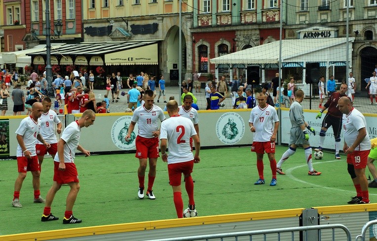 ​VIII Międzynarodowe Mistrzostwa Polski w Piłce Nożnej Ulicznej Osób Bezdomnych