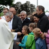 Pielgrzymka dzieci u św. Anny