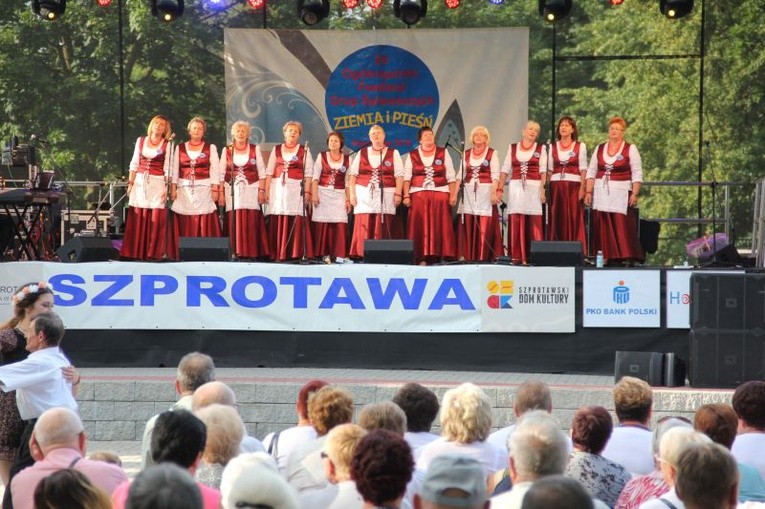 ​Festiwal Grup Śpiewaczych „Ziemia i Pieśń”
