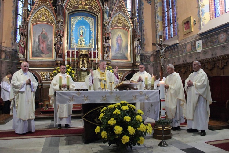 Kaszubscy pątnicy w swarzewskim sanktuarium