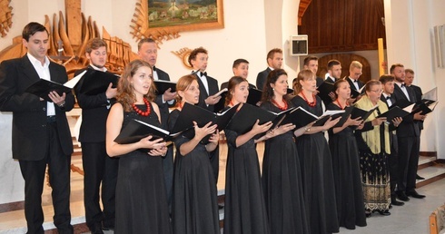 Muzycznie nad jeziorem