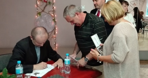 Sprzedaliśmy pasje za dutki!