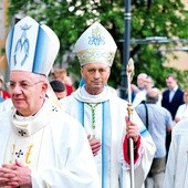 ▼	Mszy św. przewodniczył bp Bronisław Bernacki z Ukrainy.