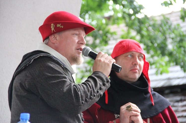 Potyczki, tańce i stragany w Nowym Sączu