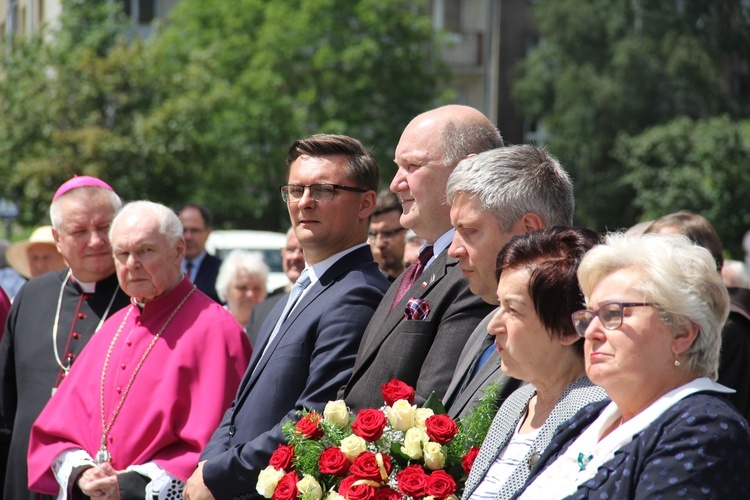 Odsłonięcie pomnika kard. A. Hlonda w Katowicach (cz. I)