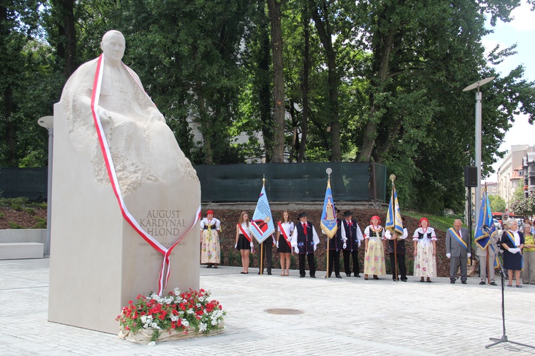 Odsłonięcie pomnika kard. A. Hlonda w Katowicach (cz. I)