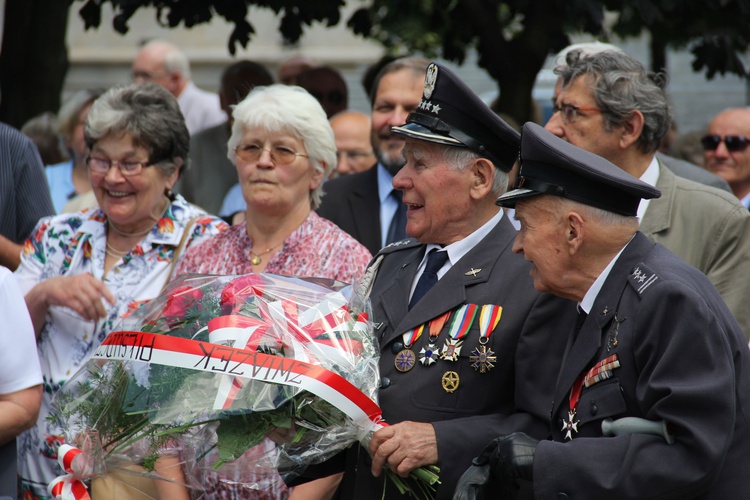 Odsłonięcie pomnika kard. A. Hlonda w Katowicach (cz. I)