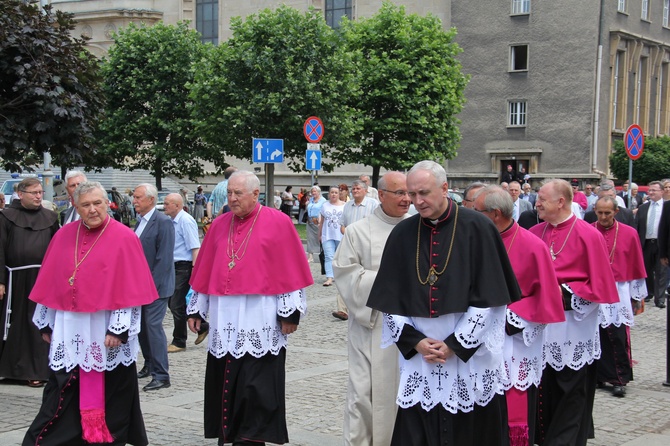 Odsłonięcie pomnika kard. A. Hlonda w Katowicach (cz. I)