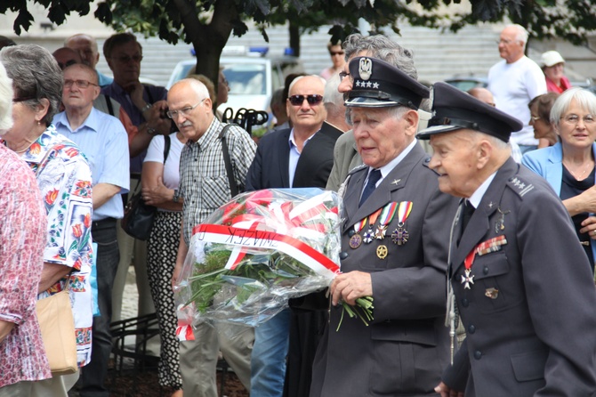 Odsłonięcie pomnika kard. A. Hlonda w Katowicach (cz. I)