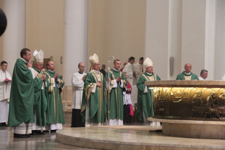 Odsłonięcie pomnika kard. A. Hlonda w Katowicach (cz. I)
