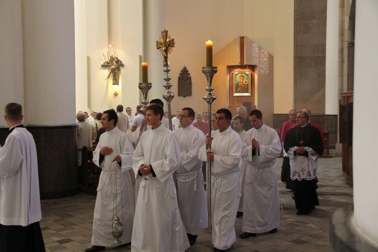 Odsłonięcie pomnika kard. A. Hlonda w Katowicach (cz. I)