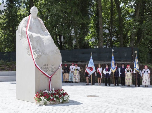 Odsłonięcie pomnika kard. A. Hlonda w obiektywie naszego fotoreportera (cz. II)