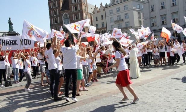 Sekretarz włoskiego episkopatu o ŚDM w Krakowie