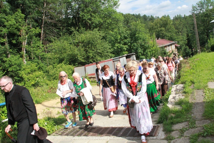 Droga krzyżowa na Bryjarkę