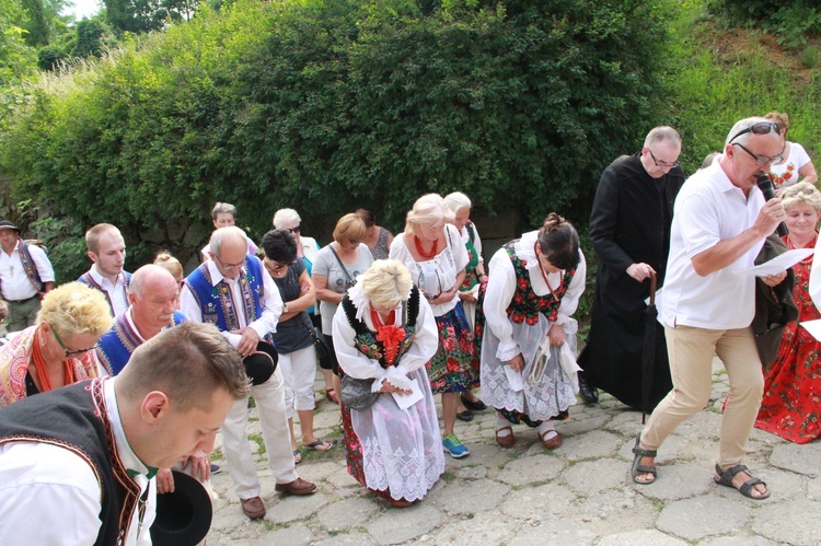 Droga krzyżowa na Bryjarkę