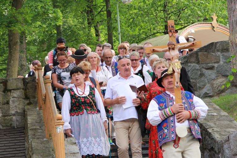 Droga krzyżowa na Bryjarkę