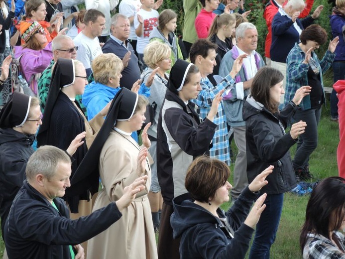 IV Ewangelizacja w Beskidach - Leskowiec /Groń Jana Pawła II