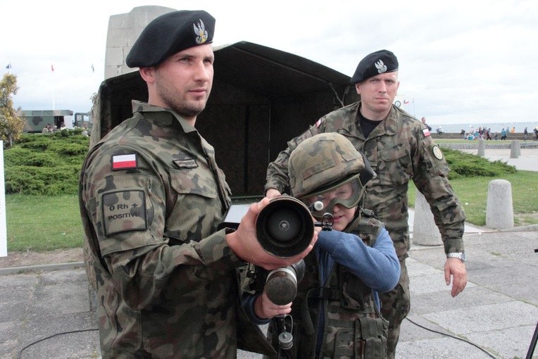 Pokazy wojskowe na Skwerze Kościuszki