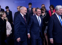 Eksperci o szczycie: demonstracja jedności NATO i sygnał dla Rosji