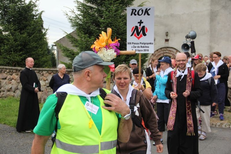 Pielgrzymka z Żar do Rokitna