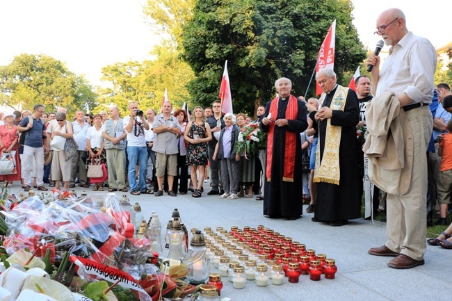 Marsz Pamięci - 73. rocznica "Krwawej Niedzieli"