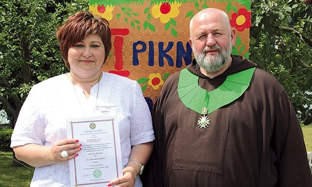 O. Grzegorz Badziąg w imieniu Korpusu św. Łazarza  wyróżnił J. Kosidło.