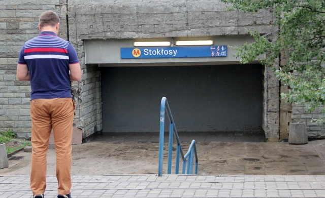 Nieczynne były stacje metra: Stokłosy, Imielin i Ursynów