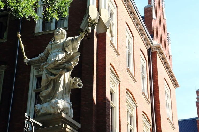Krakowska figura Matki Bożej Łaskawej