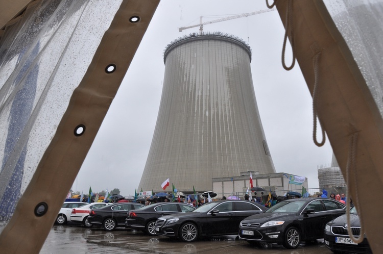 Protest przy Elektrowni Opole