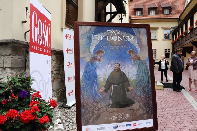 Wystawa o zakonach franciszkańskich