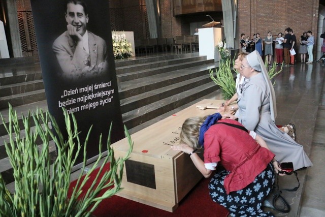 Relikwie bł. Frassatiego na Służewie